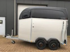 Böckmann Trailer Champion Esprit Silver+Black -Tuingereedschaps Winkel champion.esprit1 1