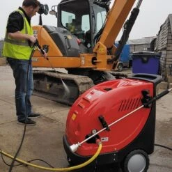 Meclean Heetwater Onkruidbestrijder Serie B 120/10 Met Weedplus 5 Meclean Heetwater Onkruidbestrijder Serie B 120/10 Met Weedplus -Tuingereedschaps Winkel meclean warmwater hogedrukreiniger serie b 120 10 met weedplus hogedrukreinigen van rupsbanden graafmachine 1920w