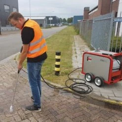 Meclean Heetwater Onkruidbestrijder Serie C 120/10 Met Weedplus -Tuingereedschaps Winkel meclean warmwater hogedrukreiniger serie c 120 10 met weedplus hogedrukreinigen 1920w 1